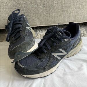 New Balance Men's Dark Blue Athletic Shoes (no box) 990 v4